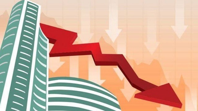 Sensex collapses as soon as it opens, registers a fall of 233 points