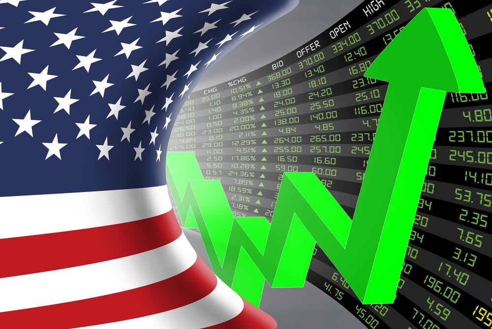 Rupee weakens by 8 paise against dollar/Sensex rises, closes by 303 points